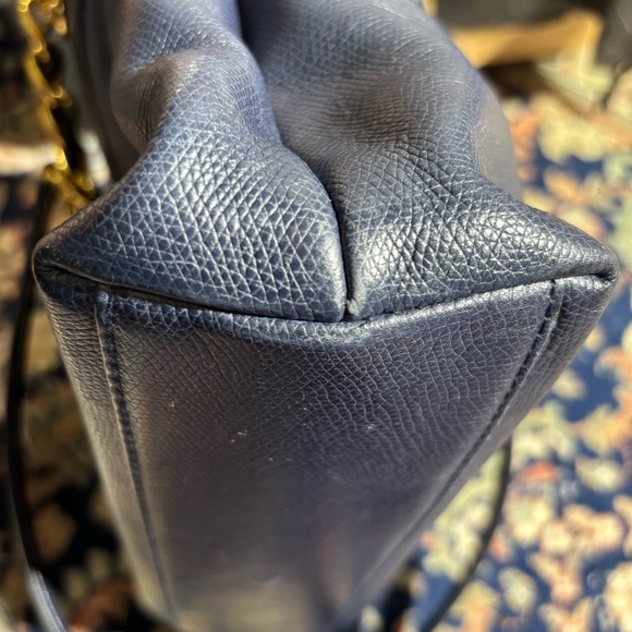 MCM Navy Blue Leather Tote Bag with suede interior - Picture 7 of 15